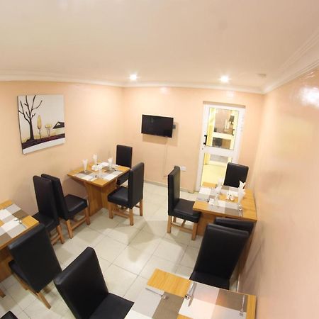 Celia'S Suites Abeokuta Екстер'єр фото