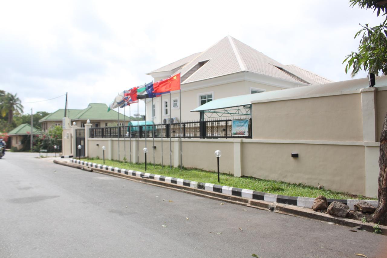 Celia'S Suites Abeokuta Екстер'єр фото