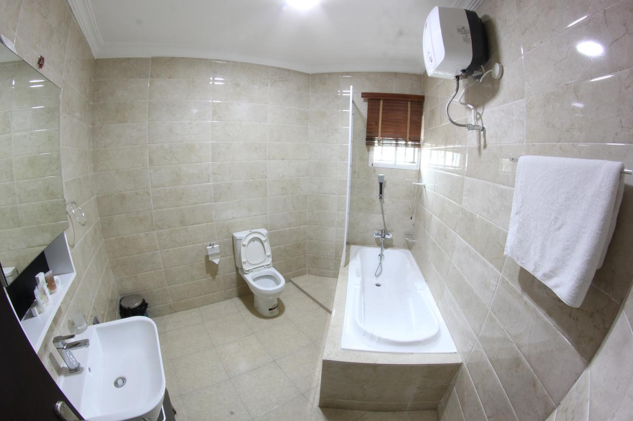 Celia'S Suites Abeokuta Екстер'єр фото