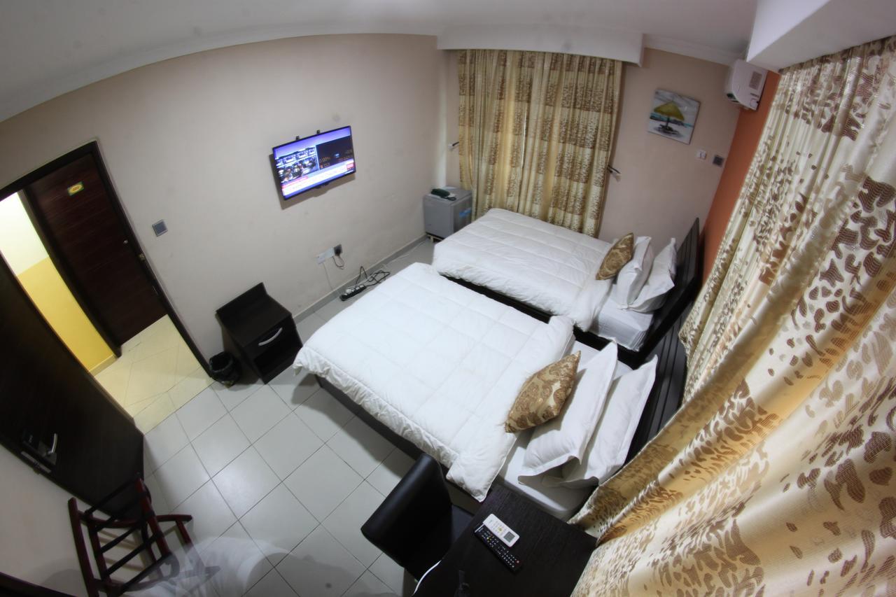 Celia'S Suites Abeokuta Екстер'єр фото