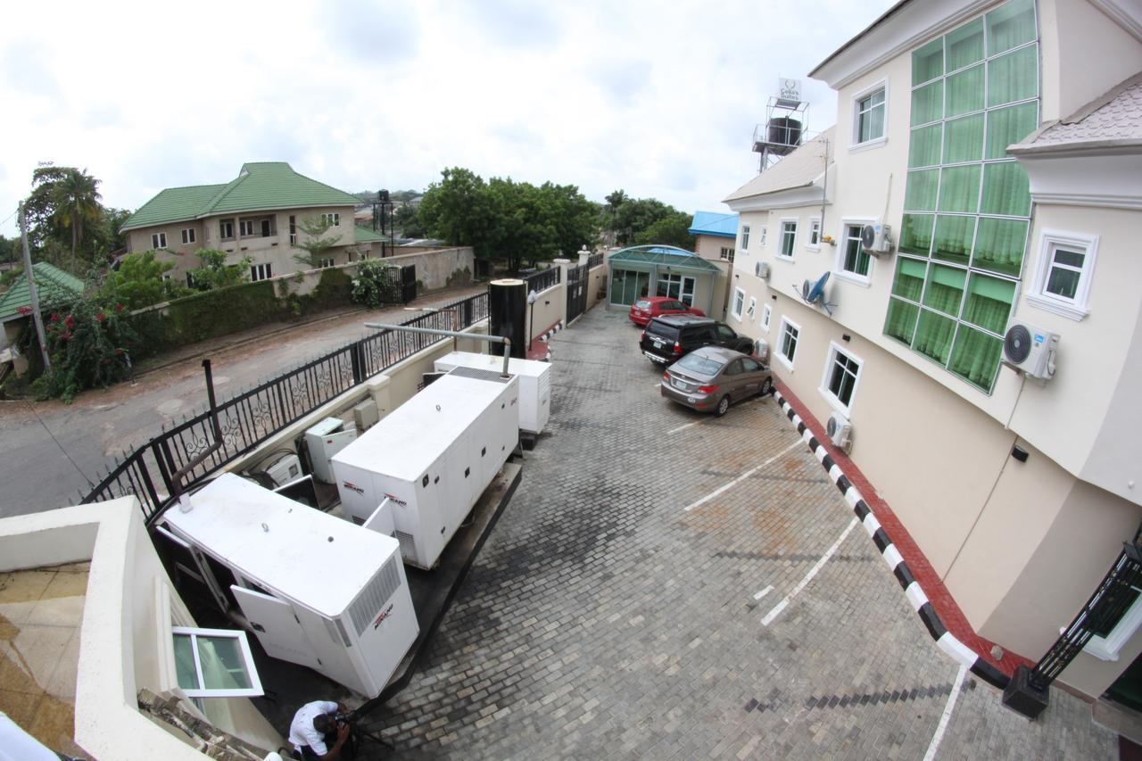 Celia'S Suites Abeokuta Екстер'єр фото
